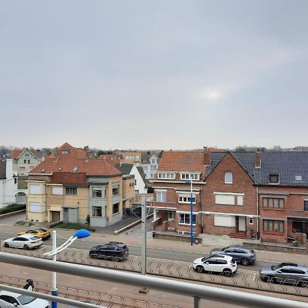 Premium Holidays - Charming Studio Sparrow Near The Beach Of Koksijde Apartment Bagian luar foto