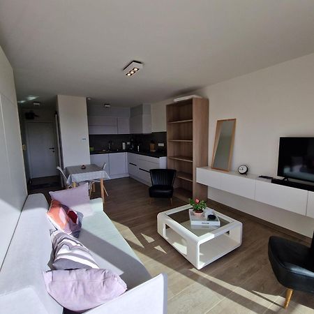 Premium Holidays - Charming Studio Sparrow Near The Beach Of Koksijde Apartment Bagian luar foto
